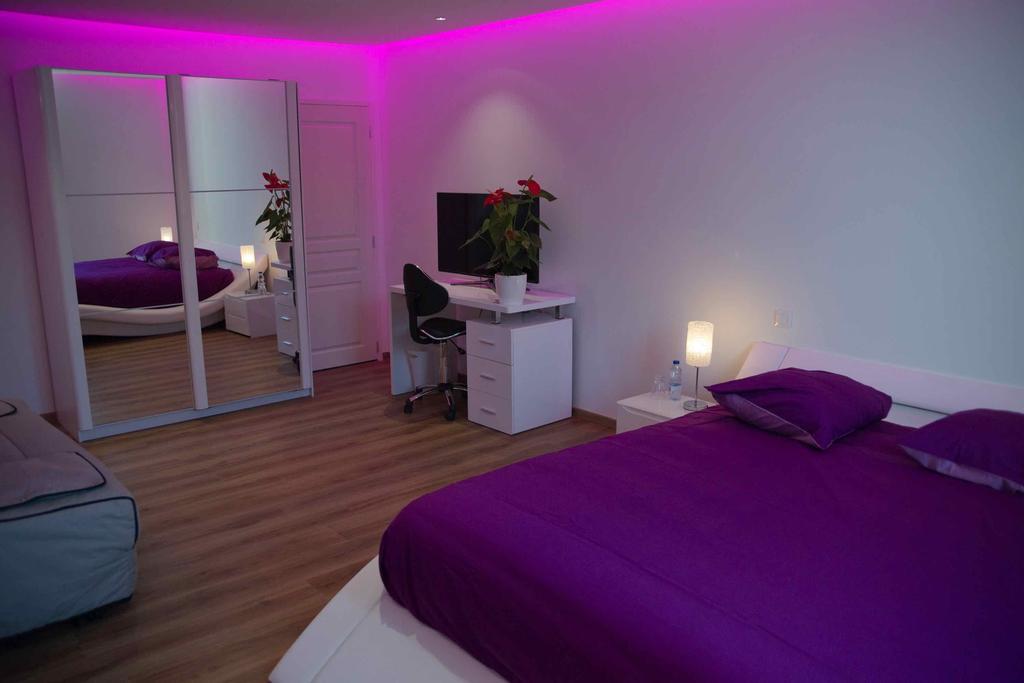 Moulin Des Tours Bed & Breakfast Barbaste Exterior foto